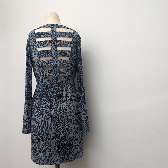 BCBGeneration dress with cutouts - Picture 2 of 5